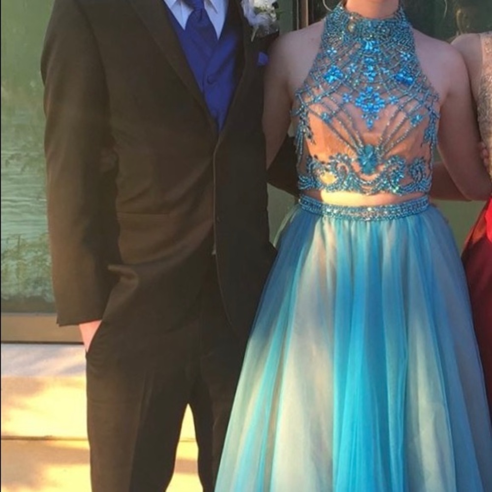 Sherri hill prom dress